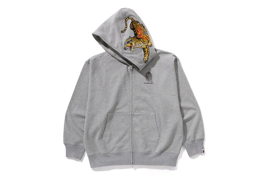 TIGER AND DRAGON RELAXED FIT HOODIE