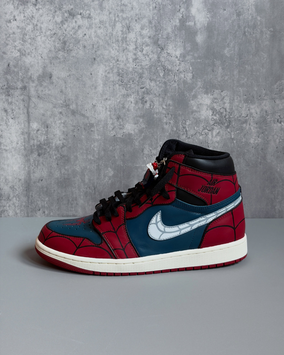 Spider Graphic Sneakers